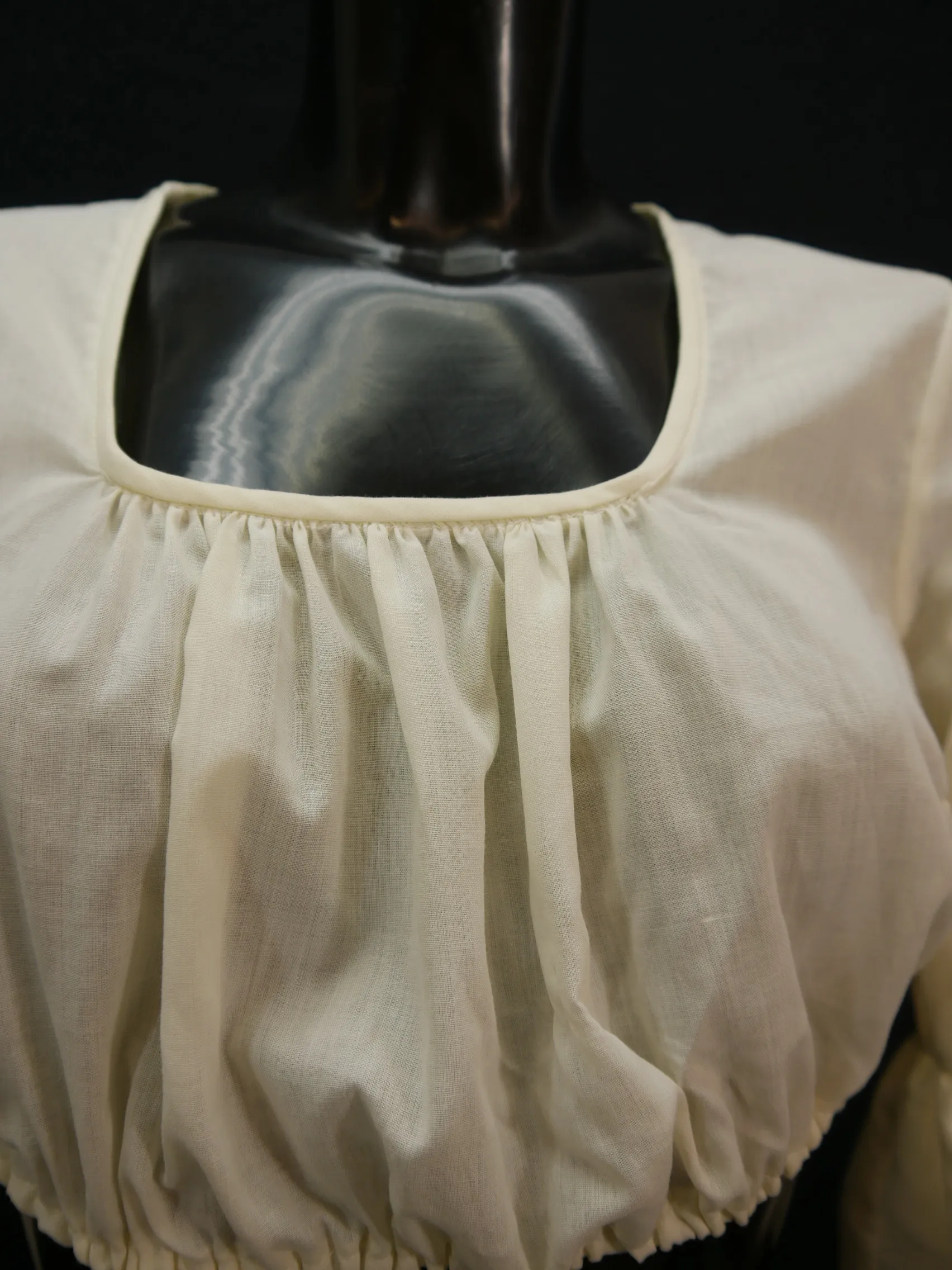 Gr.44 Dirndlbluse Vintage süße Bluse für Dirndl Baumwollmischung Spitze B9139