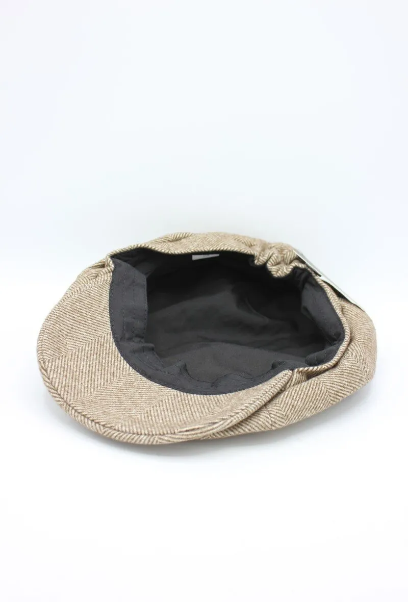 Mid-season wool-blend Newboy cap
