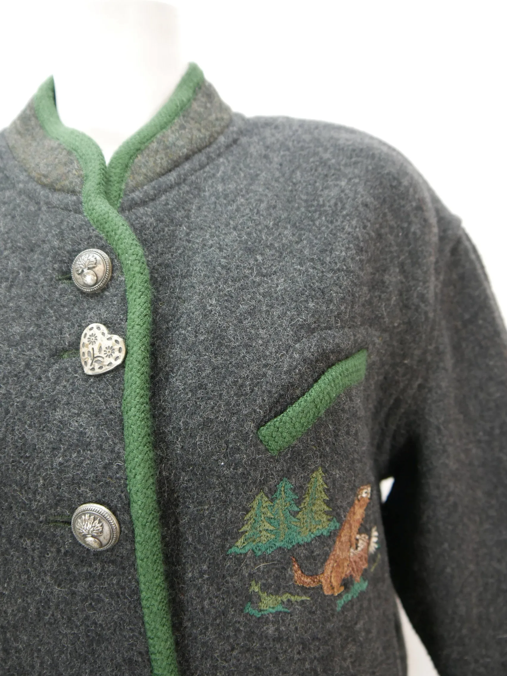 Neuwertig schwarz Walker mit Murmeltier Stickerei Trachtenjacke Jacke Gr.40