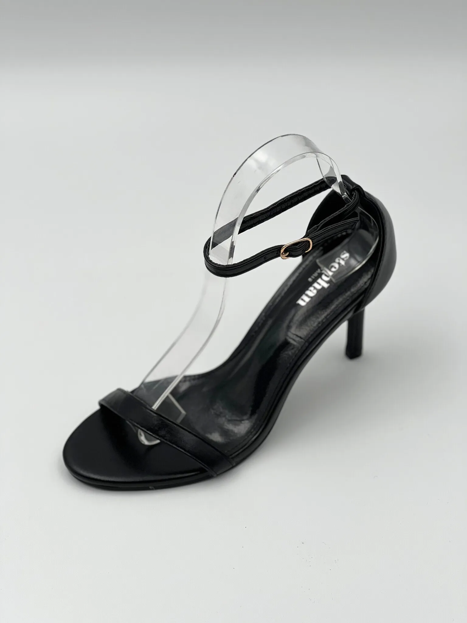 Sandalen mit Absatz