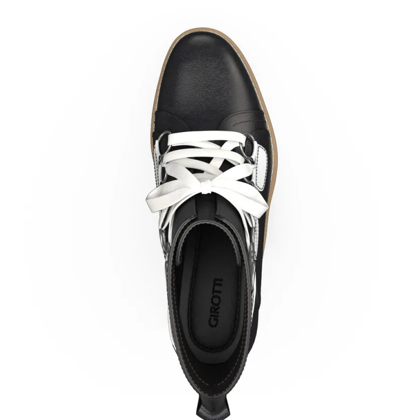 Stiefeletten mit robuster Sohle 39659